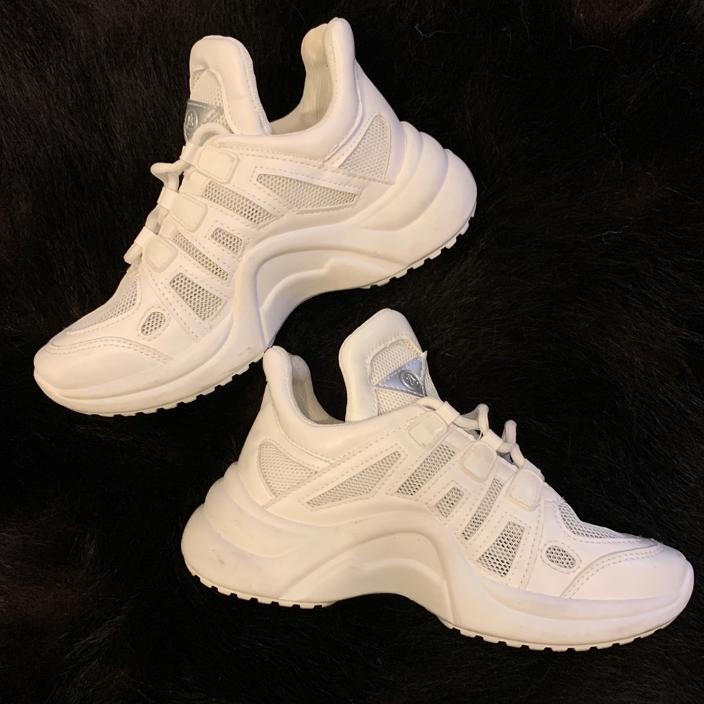 Chunky fashion disruptor style sneakers